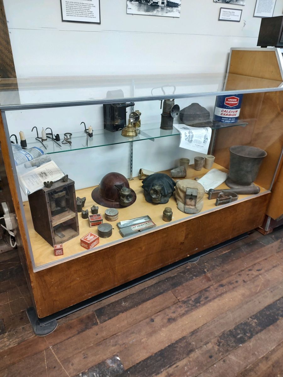 Artifacts Display